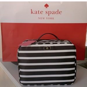 Kate Spade BRAND NEW Black White Makeup/Travel Bag.